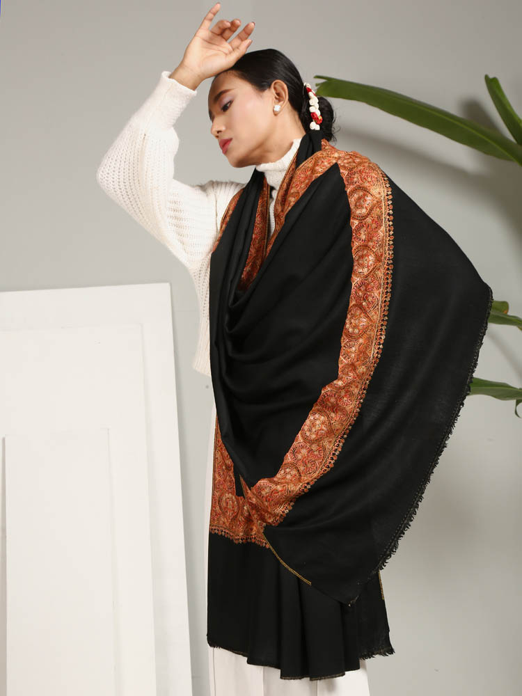 Sozni Dordaar Hand Embroidery Shawl – Eclipse Black